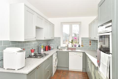 3 bedroom semi-detached house for sale, Summerhill Close, Haywards Heath, West Sussex