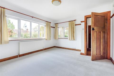 101 Kings Road, Haslemere, GU27 2QG