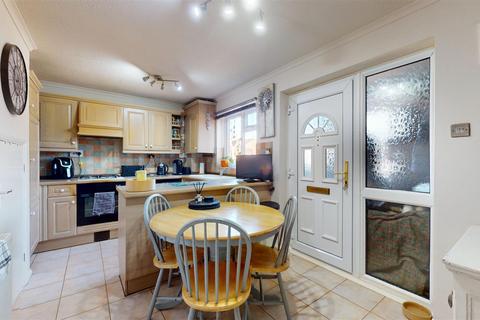 25 Beech Grove, Stamford, PE9 2JH