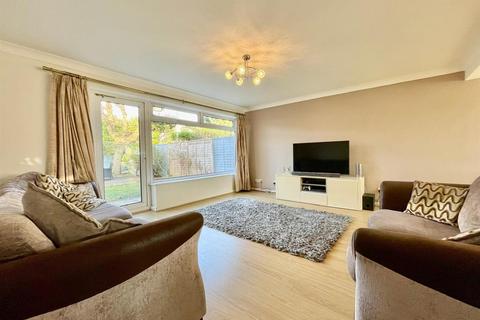 4 bedroom detached house for sale, Locksley Drive, Ferndown