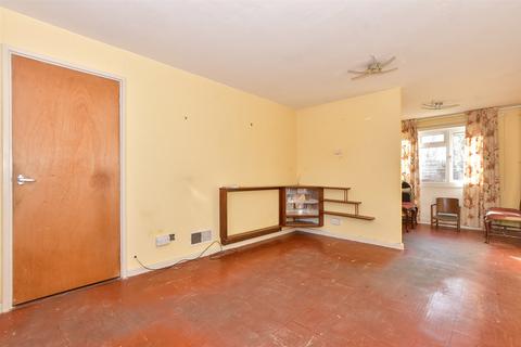 3 bedroom terraced house for sale, Alderney Gardens, Wickford, Essex