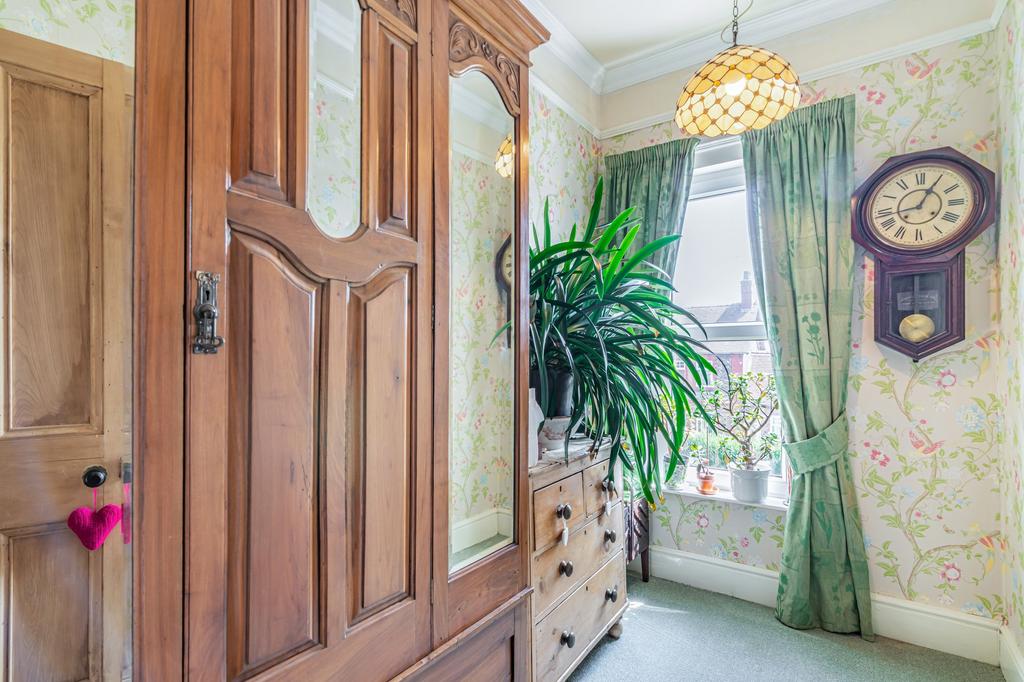 Bedroom 4/dressing room