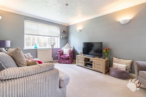 1 bedroom flat for sale, Canon Court, Basildon SS13