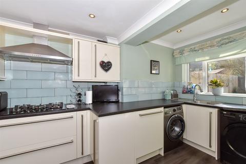 4 bedroom end of terrace house for sale, Netley Close, Vinters Park, Maidstone, Kent