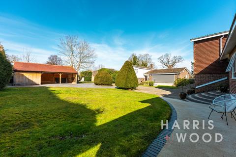 2 Ernalds Close, Earls Colne, Colchester, CO6 2SF