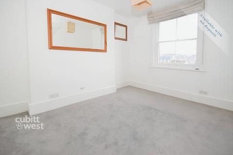 2 bedroom apartment to rent, Buckingham Road Brighton BN1