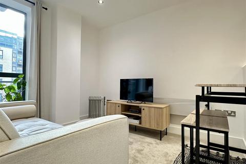 Studio to rent, 18 Fitzwilliam Street, Sheffield