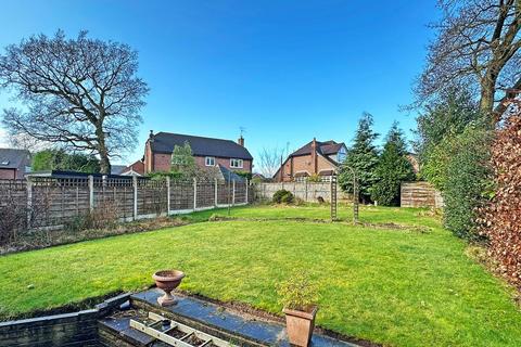 3 bedroom detached house for sale, Greengate, Hale Barns