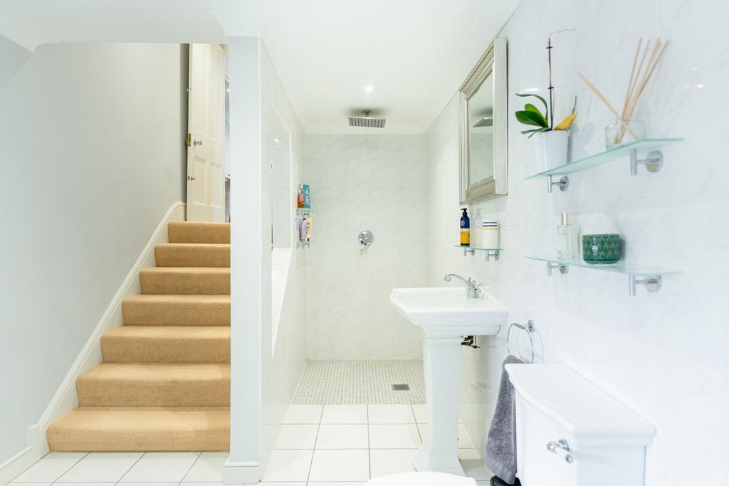 Bath and Shower Room