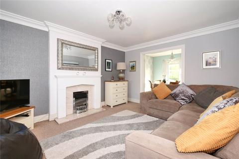 16 Oakleigh View, Baildon, Shipley, BD17 5TP
