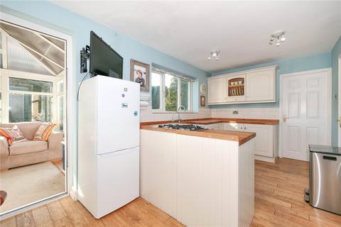 16 Oakleigh View, Baildon, Shipley, BD17 5TP