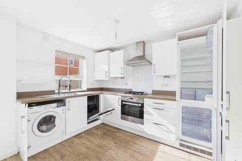 16 Airedale Drive, Brough, HU15 1US