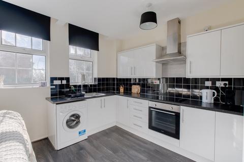 1 bedroom apartment for sale, Exmoor Drive, Bromsgrove, Worcestershire, B61