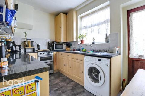 3 bedroom terraced house for sale, Longbridge Road, DAGENHAM