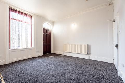 4 bedroom terraced house for sale, Blenheim Terrace, Batley, WF17