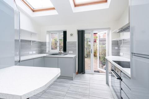 15 Bartlett Avenue, Beverley, HU17 8HF