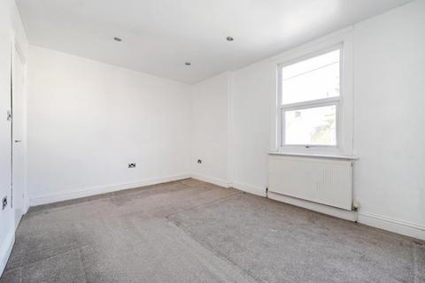 20 Barossa Road, Camberley, GU15 4JE
