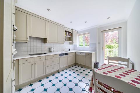 2 bedroom flat for sale, Carrington Place, Esher Park Avenue, Esher, KT10