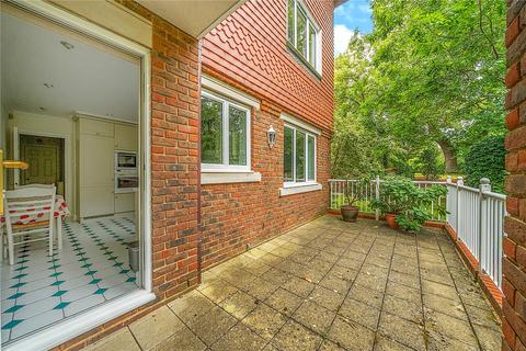2 bedroom flat for sale, Carrington Place, Esher Park Avenue, Esher, KT10