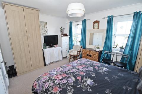8 Ashton Gate, Flitwick, Bedford, MK45 1AG