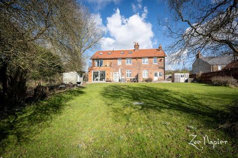 7 bedroom semi-detached house for sale, Upshire