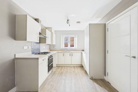4 bedroom semi-detached house for sale, Cherry Avenue, Hessle, HU13 0QT