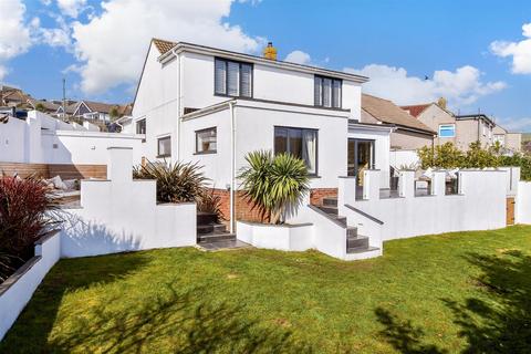 4 bedroom detached bungalow for sale, Frimley Close, Woodingdean, Brighton, East Sussex