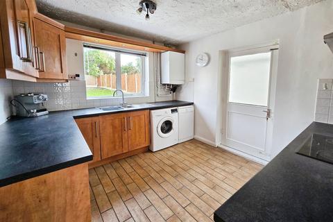 3 bedroom semi-detached house for sale, Whitemoss Close, NG8 2PJ