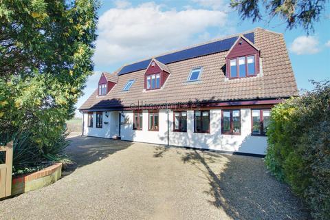 4 bedroom detached house for sale, The Heath, Bluntisham