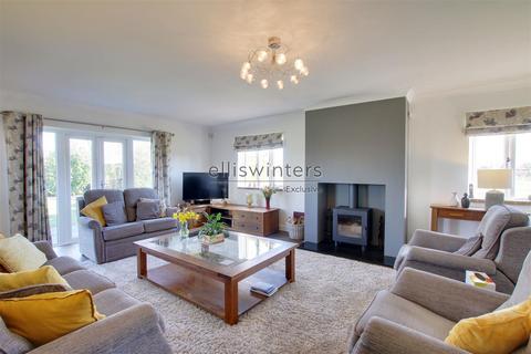 4 bedroom detached house for sale, The Heath, Bluntisham