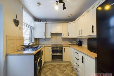 2 bedroom terraced house for sale, Dodds Lane, Wrexham