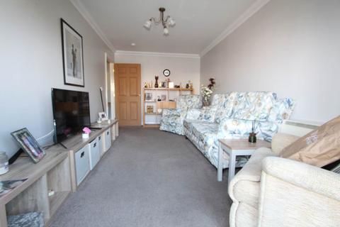 2 bedroom flat for sale, Hart Road, Thundersley