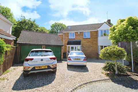 4 bedroom detached house for sale, Harebell Close, Swindon, SN25