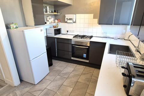 3 bedroom terraced house for sale, Kingsmead Avenue, Kingsbury