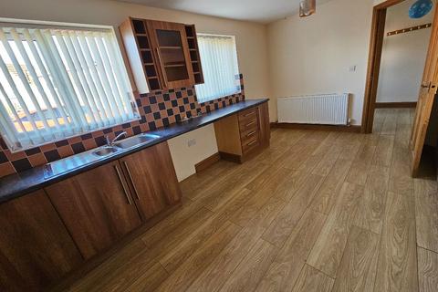 2 bedroom bungalow to rent, Walnut Road, Walpole St. Peter, Wisbech