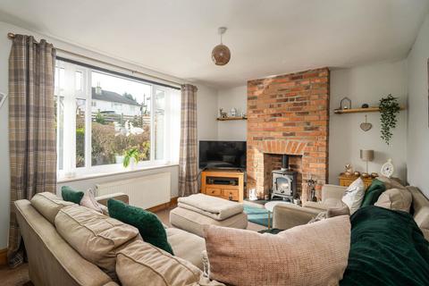 4 bedroom semi-detached house for sale, Driftholme Road, Drighlington