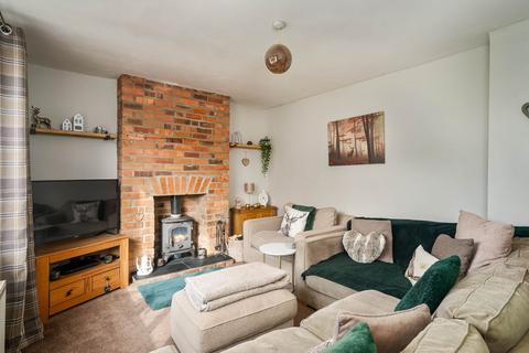 6 Driftholme Road, Drighlington, Bradford, BD11 1LR