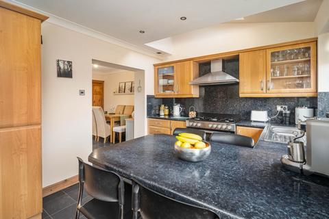 6 Driftholme Road, Drighlington, Bradford, BD11 1LR
