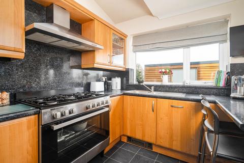 6 Driftholme Road, Drighlington, Bradford, BD11 1LR