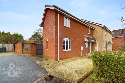 Poplar Close, Long Stratton, Norwich