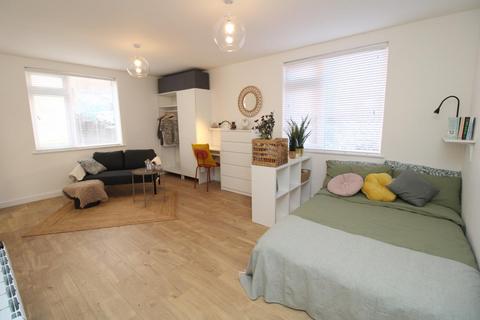 Studio for sale, Montague Hill South, Bristol