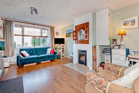 2 bedroom terraced house for sale, Oakdene, Chobham GU24