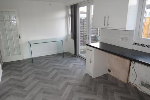 118 Anglesey Avenue, Birmingham, B36 0NX
