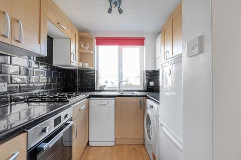 1 bedroom apartment for sale, Laleham Road, Staines-upon-Thames, TW18