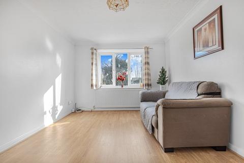 1 bedroom apartment for sale, Laleham Road, Staines-upon-Thames, TW18