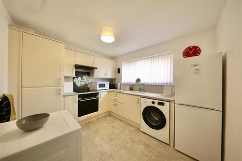 1 bedroom flat for sale, Crescent Street, Cottingham