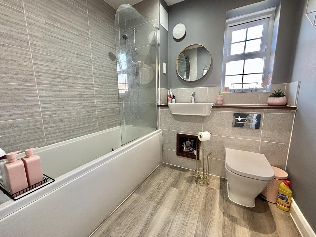 Family bathroom