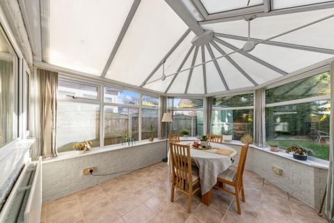 88 Bramshill Close, Birchwood, Warrington, WA3 6TZ
