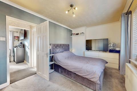 3 bedroom terraced house for sale, Heathway, Dagenham RM9