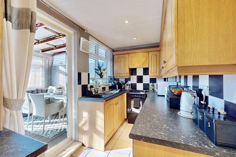 3 bedroom terraced house for sale, Heathway, Dagenham, RM9